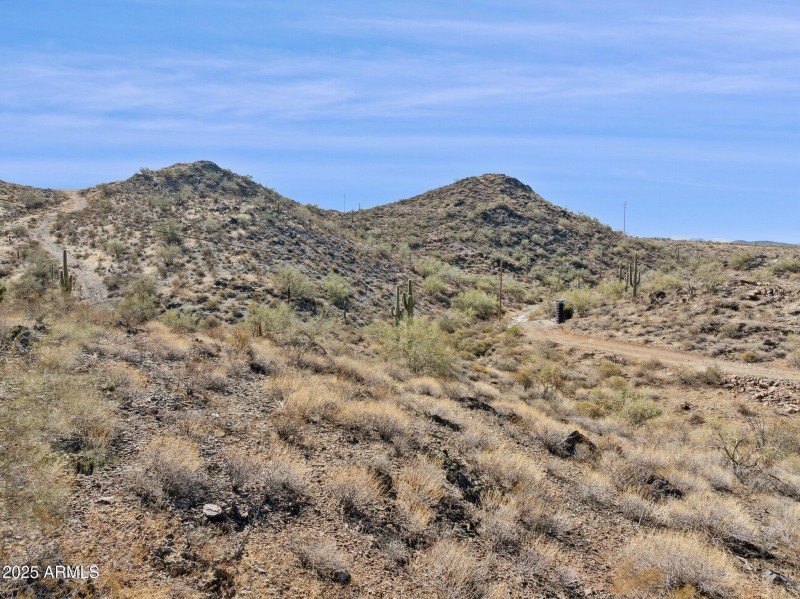 8-web-or-mls-46298-n-37th-ave