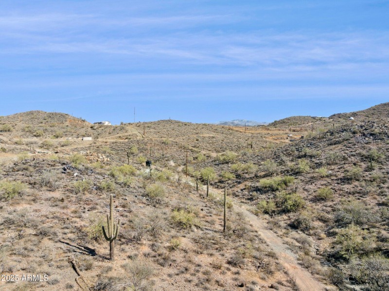 9-web-or-mls-46298-n-37th-ave