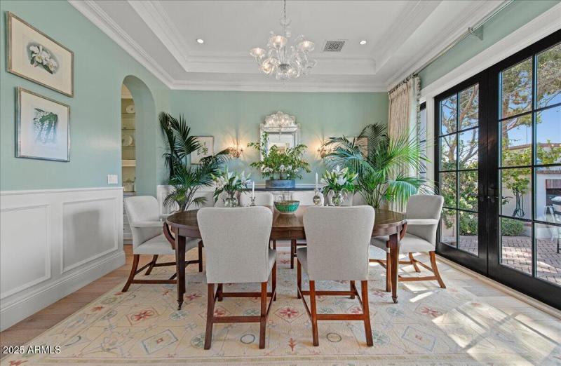 13-5446 E. Exeter Blvd 05