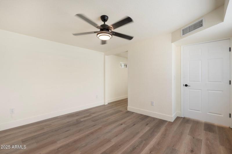 20-web-or-mls-DSC02586 copy