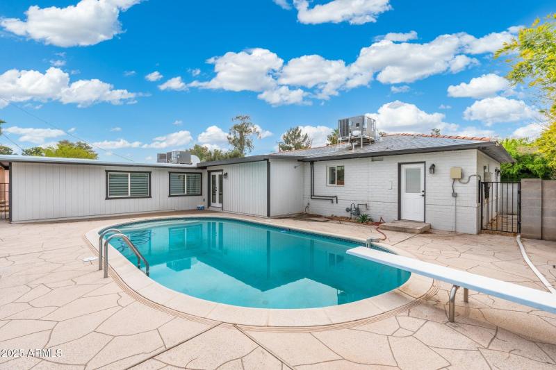 40-web-or-mls-DSC02616-HDR-Edit