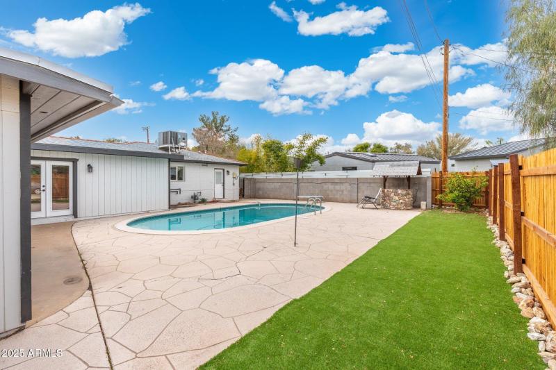 42-web-or-mls-DSC02622-HDR-Edit