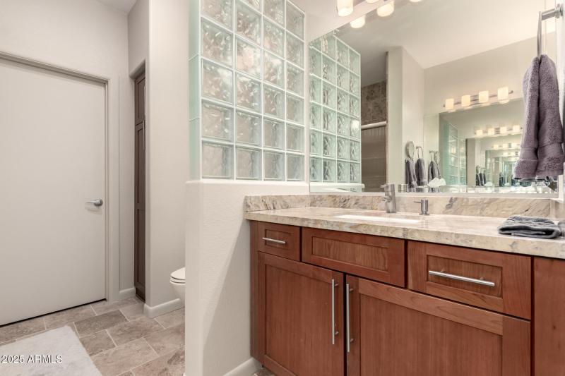 21 - Thompson Peak 15050