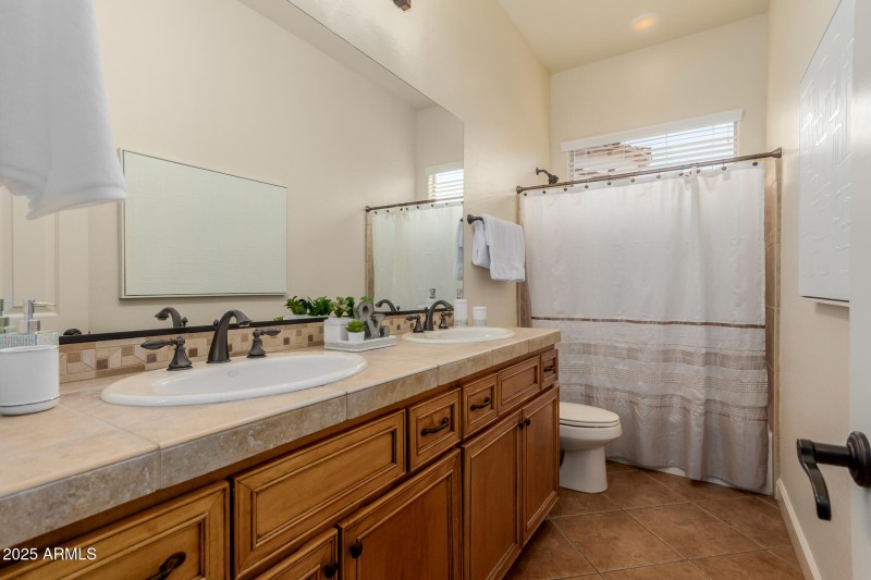 38 San Pedro