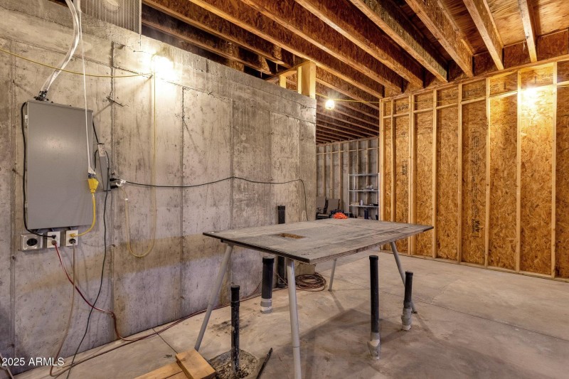 51-web-or-mls-9032-n-firebrick-dr