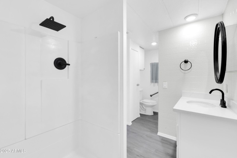 9472 E Escondido Ave-17