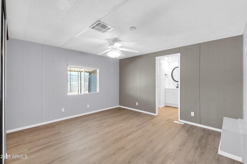 9472 E Escondido Ave-20