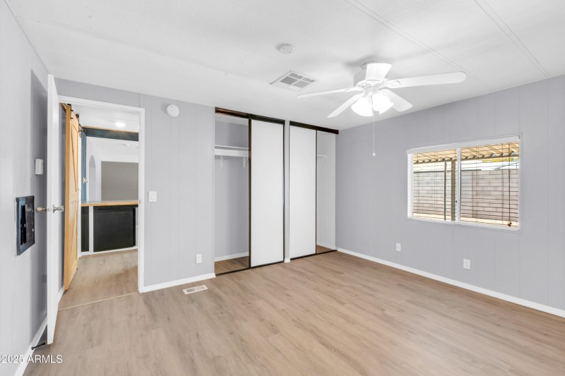 9472 E Escondido Ave-28