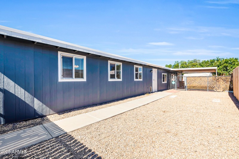 9472 E Escondido Ave-29