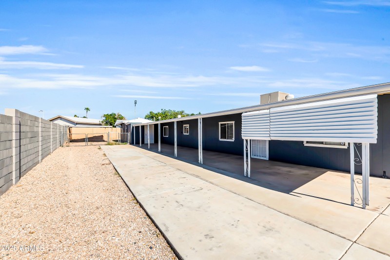 9472 E Escondido Ave-39