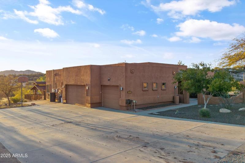 16-DJI_20250319181808_0063_D