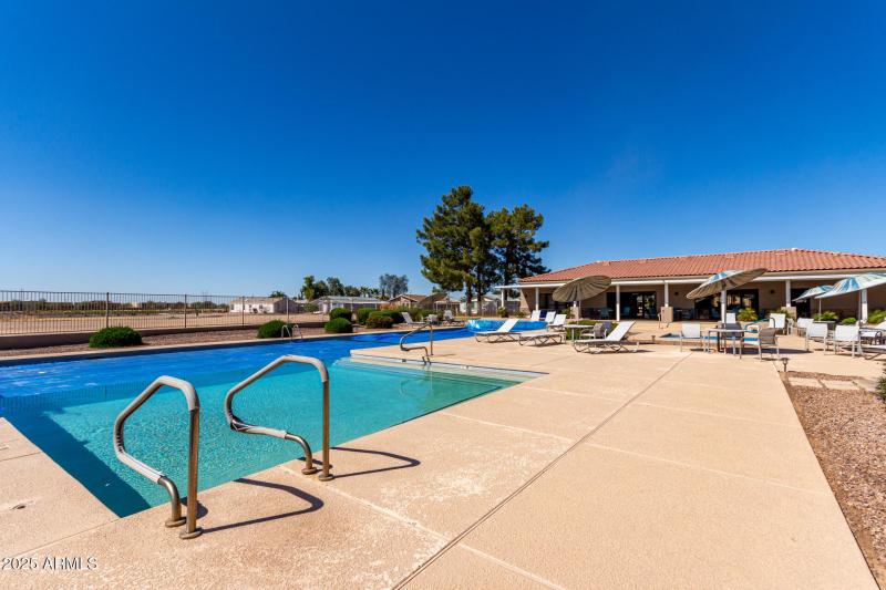 Links Community - Community Pool