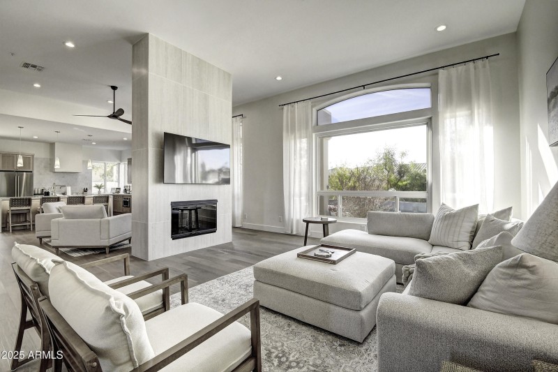 12113 E Sahuaro Dr (7)