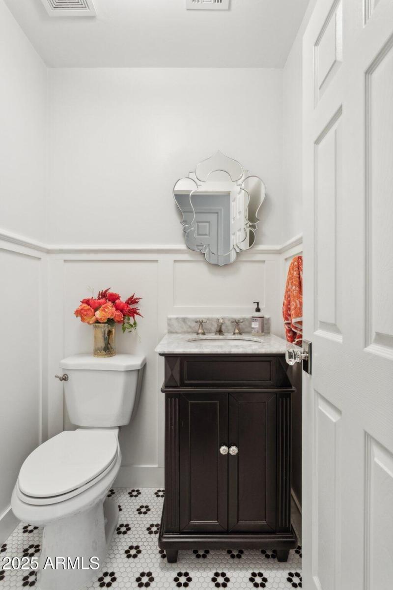 Powder room