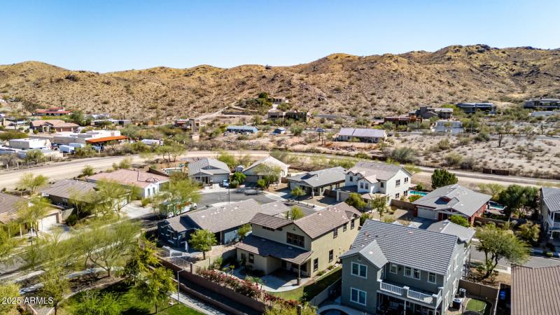 49 - Constance Drone