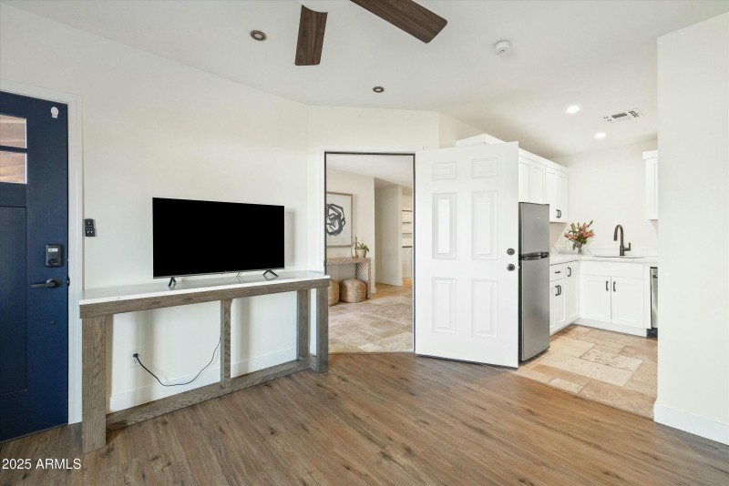 Attached Guest Home w/ Private Entry