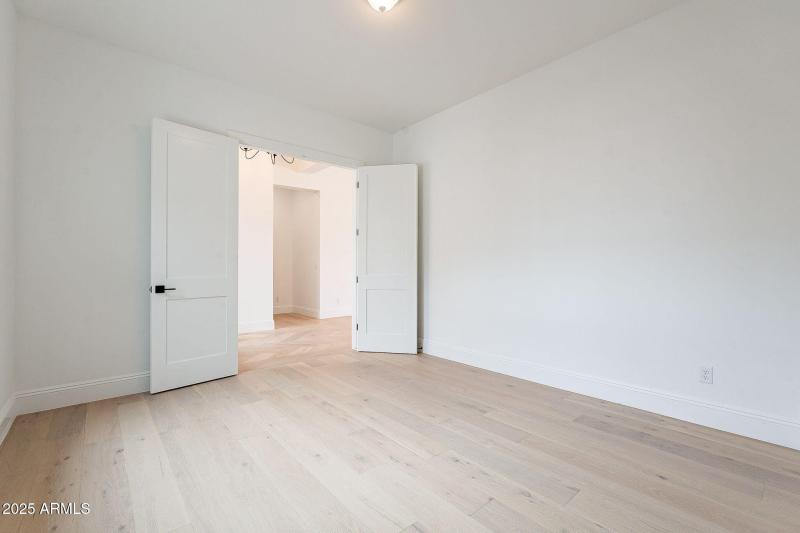 243-web-or-mls-178th-56 (2)