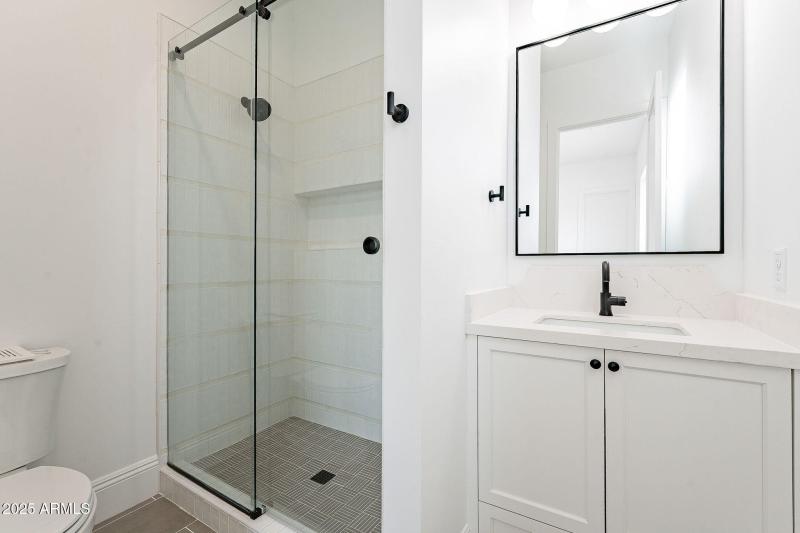 257-web-or-mls-178th-70 (2)