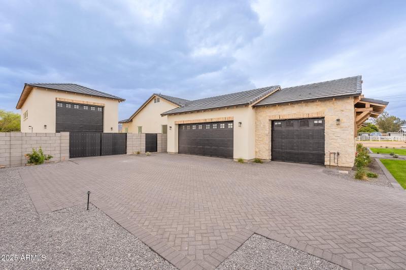 270-web-or-mls-178th-83 (2)