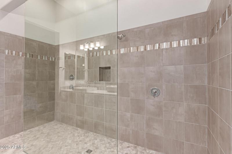 6 - Calle Primera Vista