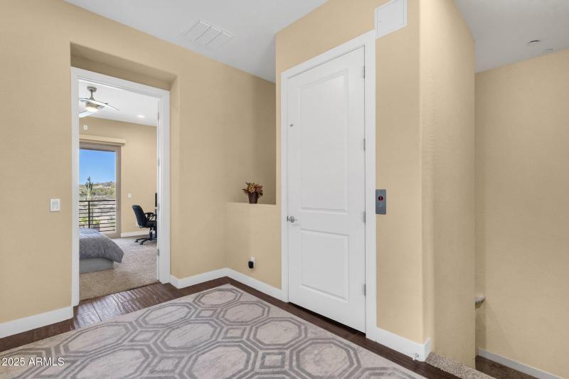 42-web-or-mls-27000-n-alma-school-pkwy-2