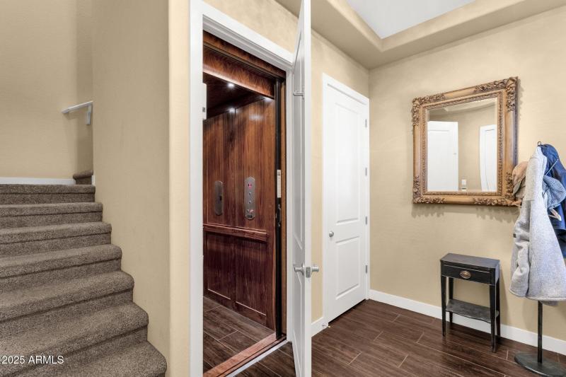 6-web-or-mls-27000-n-alma-school-pkwy-20