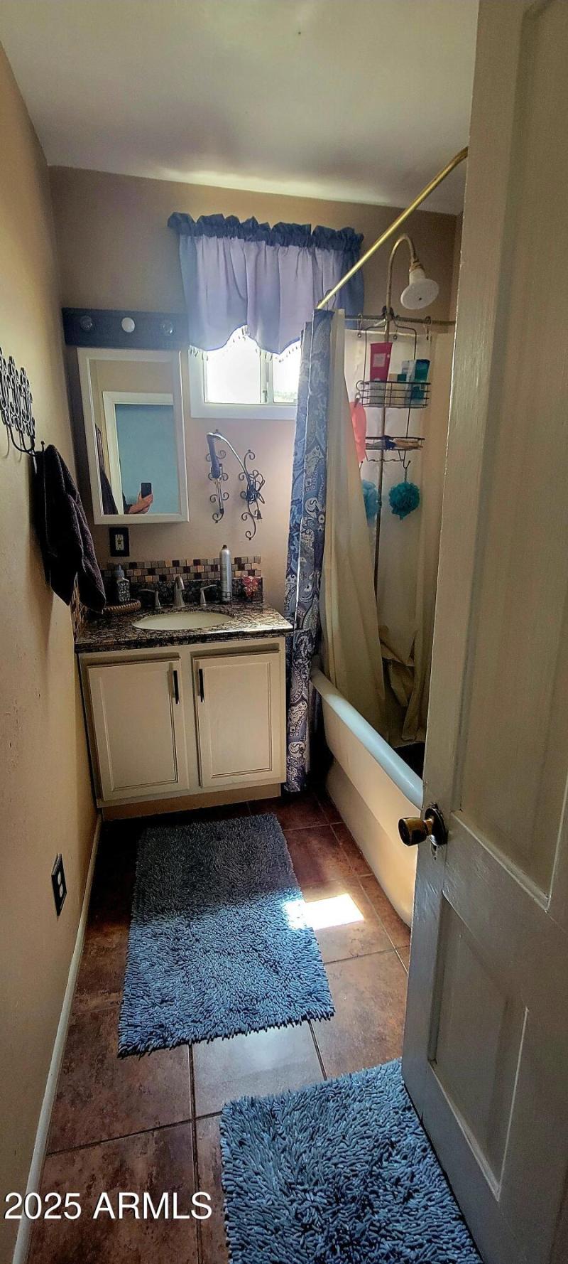 416 Tombstone Canyon