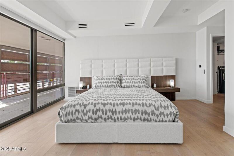 20-7157 E Rancho Vista Dr #4001 20