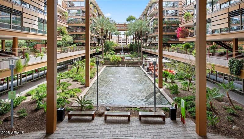 26-7157 E Rancho Vista Dr #4001 26