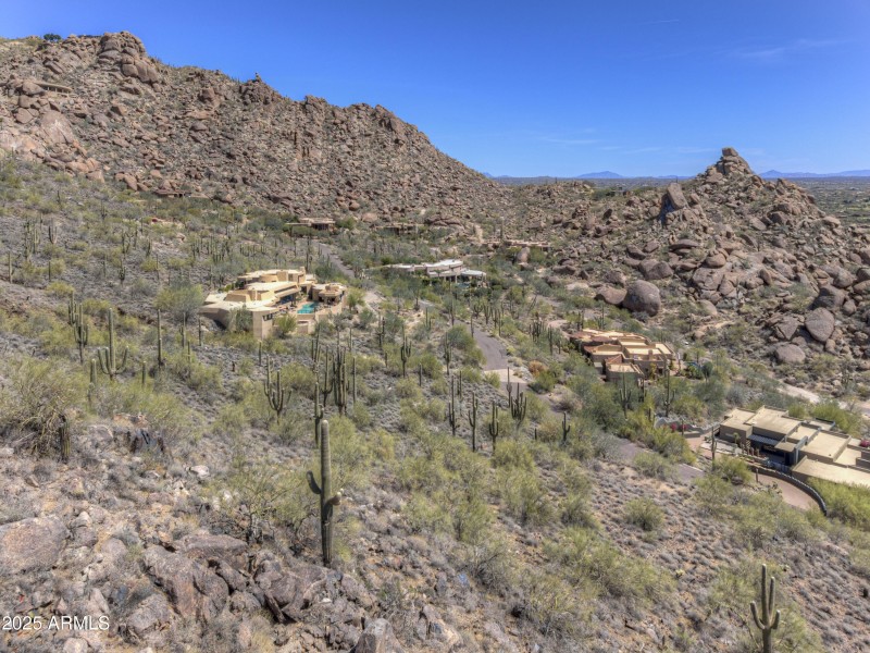 Private and Scenic Setting