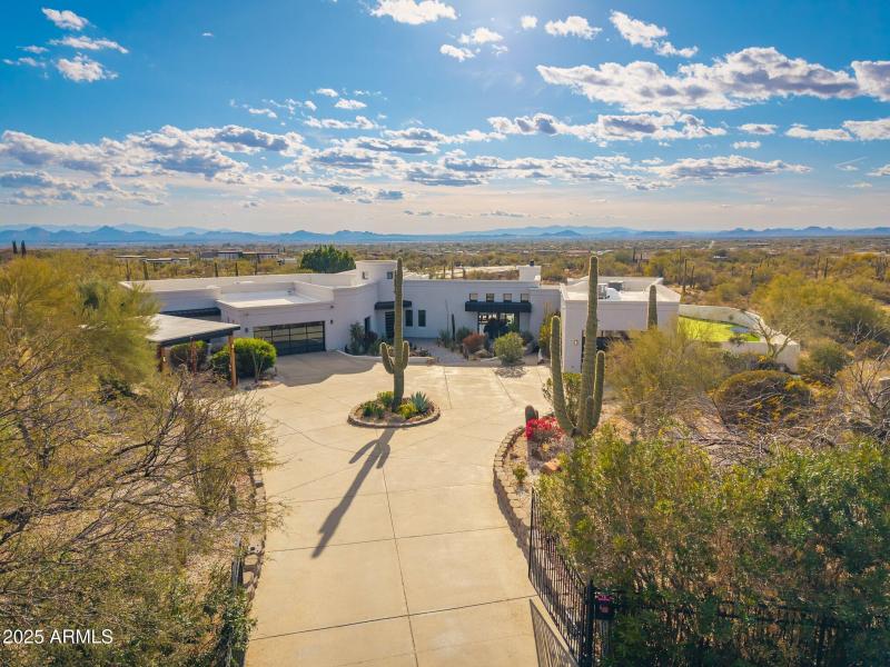 9525 E Buckskin Trl - 79