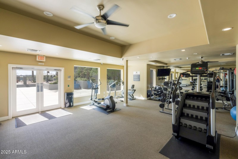 59) COMMUNITY GYM