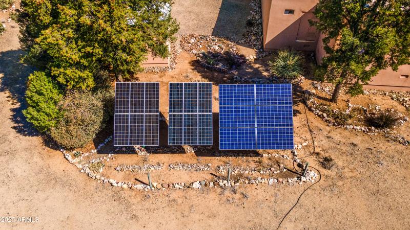 15555 S Middle Ridge Rd-11