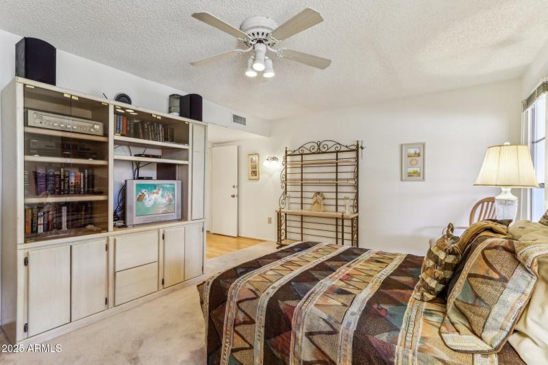 34-web-or-mls-N Cherry Tree Ln-26032025-