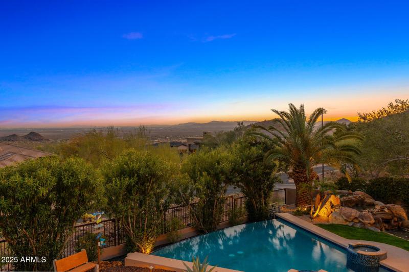 51patio mountain views_twilight