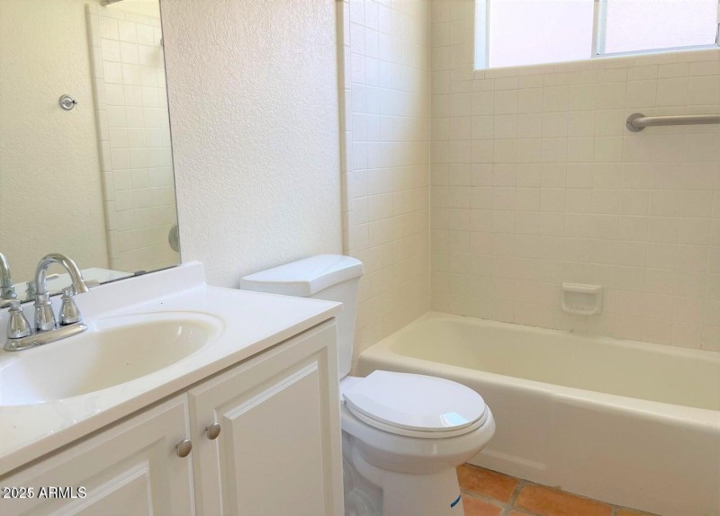 20211130173909858191000000-o