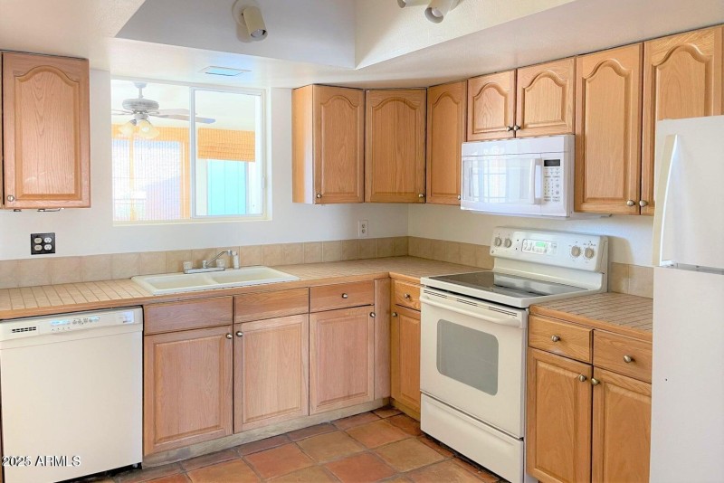 20211130173944635671000000-o