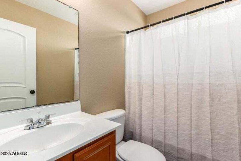 20220415002639797755000000-o