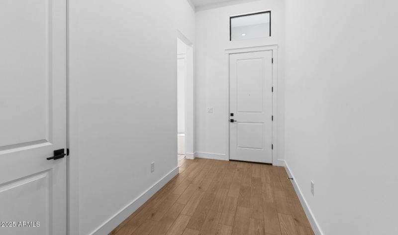 FSVV Villas Lot #82 Foyer (Large)