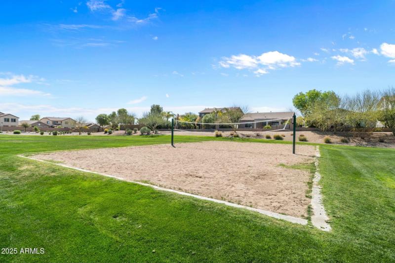 COMMUNITY VOLLEY BALL