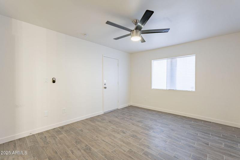 21-web-or-mls-Biltmore-21