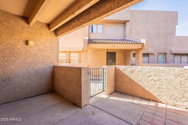 34-web-or-mls-Biltmore-34