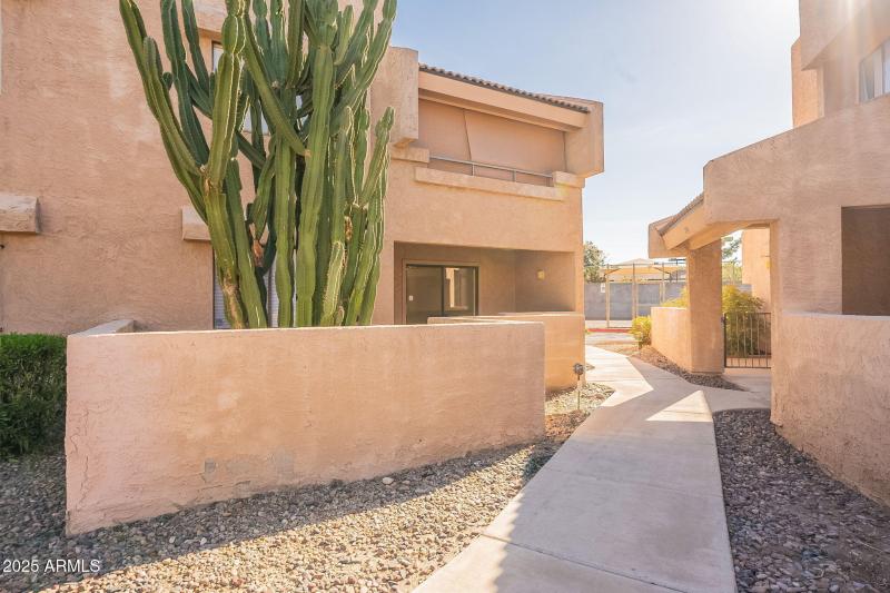 36-web-or-mls-Biltmore-36