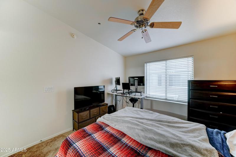 2402 E. 5th St. #1532-19