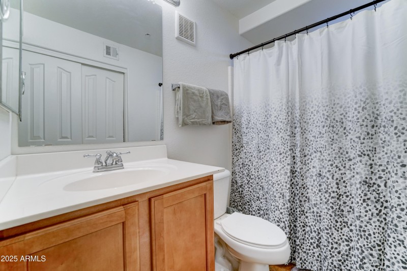 2402 E. 5th St. #1532-26