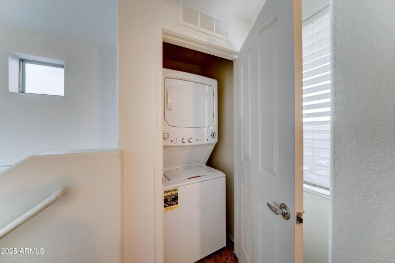 2402 E. 5th St. #1532-28