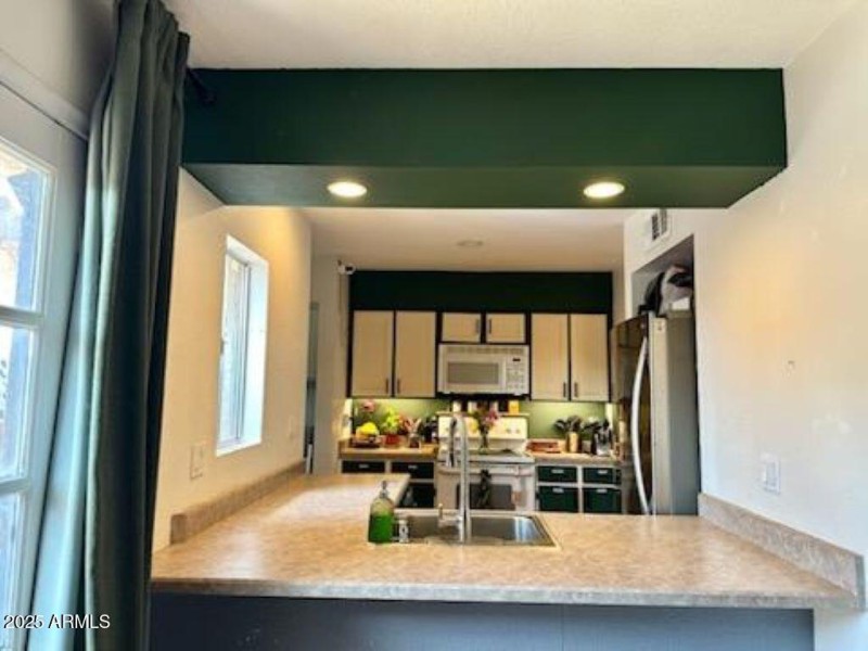 8. Kitchen pass through