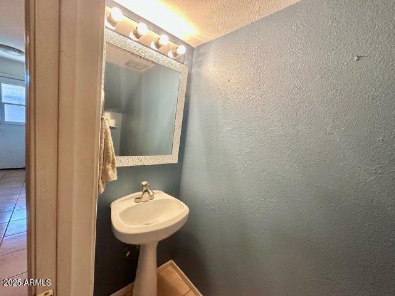 10. Half Bath Downstairs