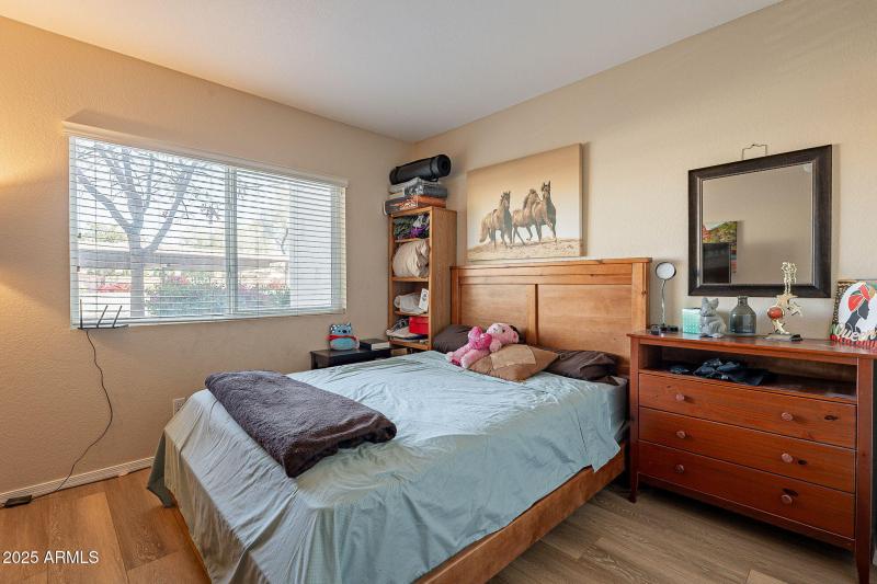 32-web-or-mls-Ray-32