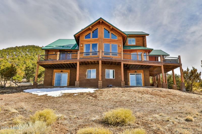 7-web-or-mls-786_E_Broncos_Trail_William